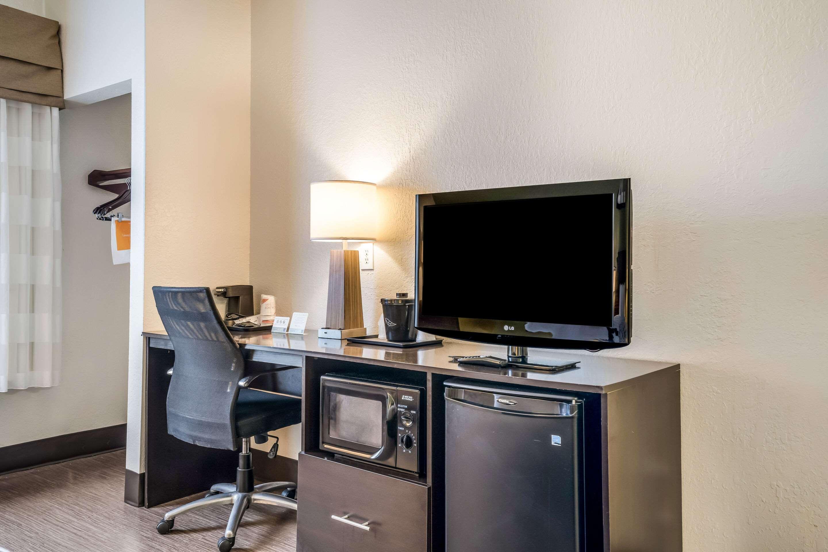 Sleep Inn&Suites Jacksonville near Camp Lejeune Extérieur photo